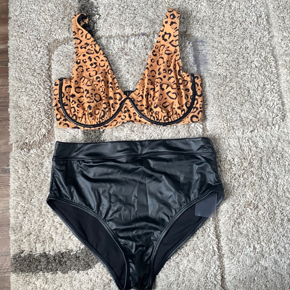 Brand new with tags Gabi Fresh leopard & pleather bikini